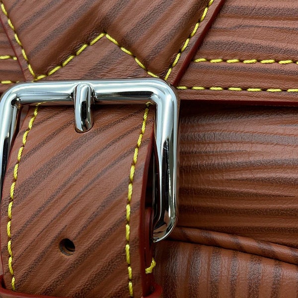 ルイヴィトン ショルダーバッグ エピXL/カーフレザー モンスリ・メッセンジャー M23097 LOUIS VUITTON ヴィトン バッグ