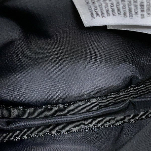 バーバリー ボディバッグ ロゴプリント ナイロン 8014519 BURBERRY ウエストポーチ 黒