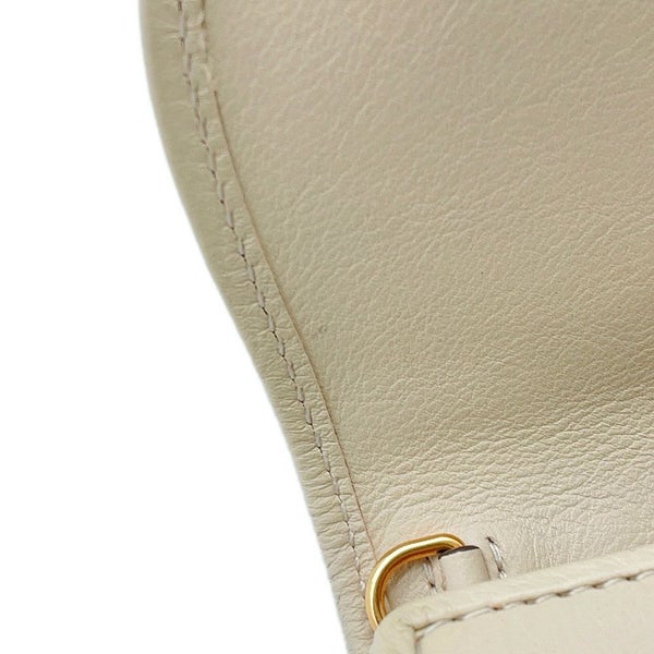 グッチ チェーンウォレット レザー ブロンディ  インターロッキングG ミディアム 725219 GUCCI 財布 白