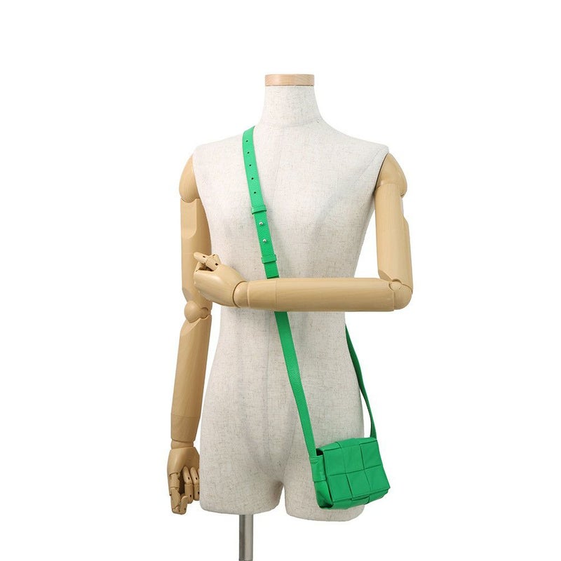 ボッテガヴェネタ ショルダーバッグ キャンディ カセット カーフレザー 667048 BOTTEGA VENETA グリーン