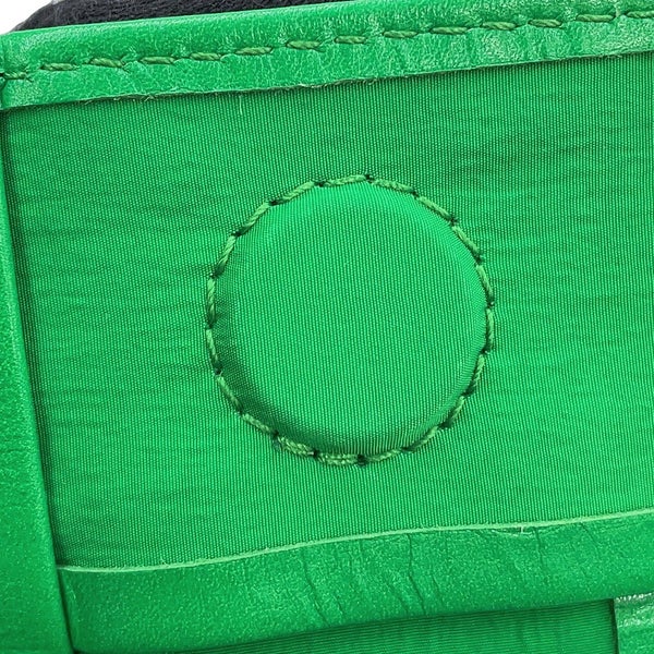 ボッテガヴェネタ ショルダーバッグ キャンディ カセット カーフレザー 667048 BOTTEGA VENETA グリーン