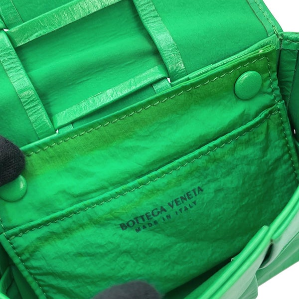ボッテガヴェネタ ショルダーバッグ キャンディ カセット カーフレザー 667048 BOTTEGA VENETA グリーン