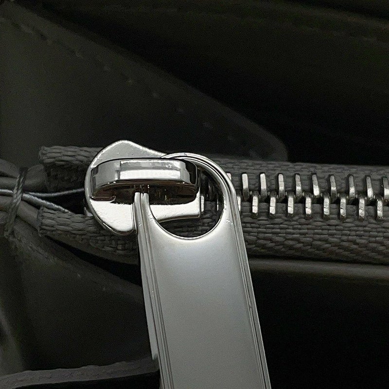 ルイヴィトン 長財布 モノグラム・マヒナ ジッピー・ウォレット M81642 LOUIS VUITTON ヴィトン 財布 ラウンドファスナー