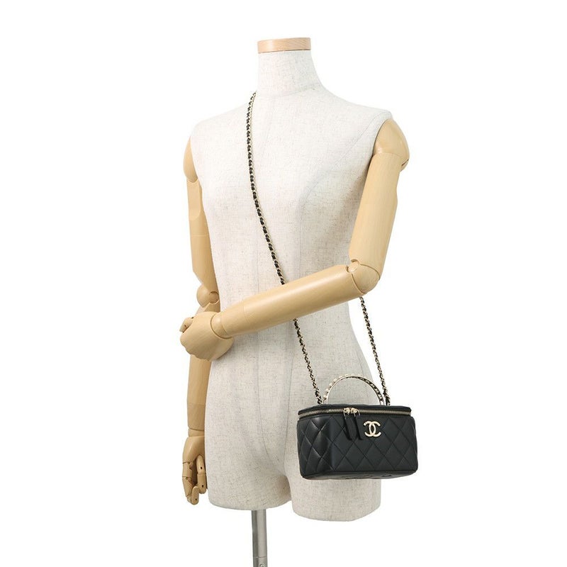 シャネル チェーンショルダーバッグ マトラッセ ココマーク フェイクパール ヴァニティ ラムスキン AP2199 CHANEL 黒