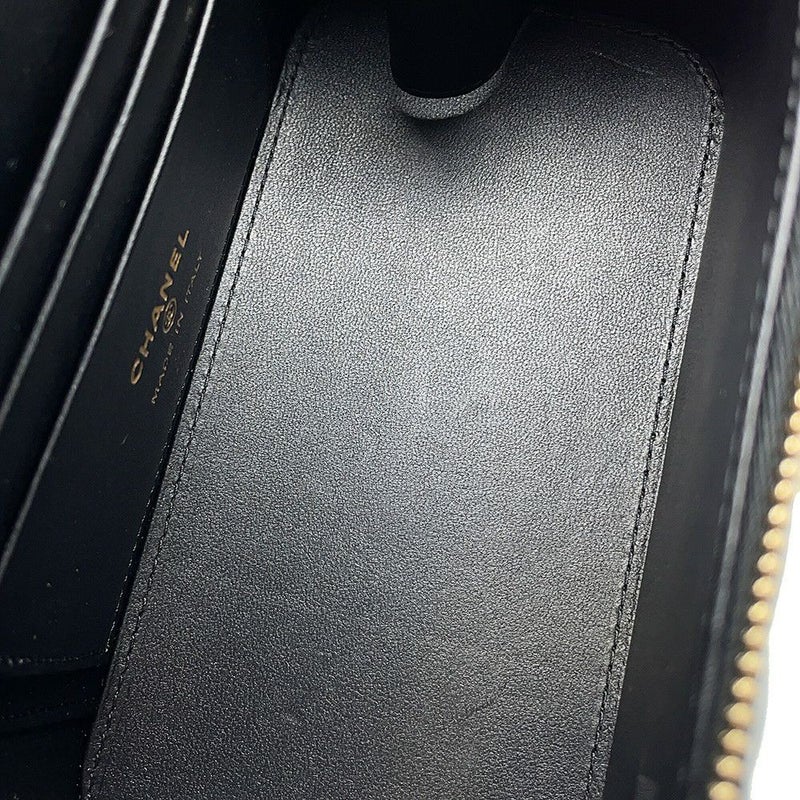 シャネル チェーンショルダーバッグ マトラッセ ココマーク フェイクパール ヴァニティ ラムスキン AP2199 CHANEL 黒