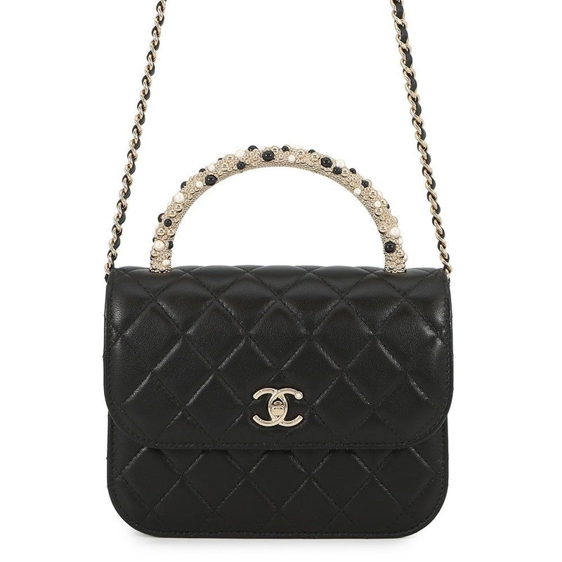 シャネル チェーンショルダーバッグ マトラッセ ココマーク フェイクパール ラムスキン AS5130 25/26年 クルーズ 黒
