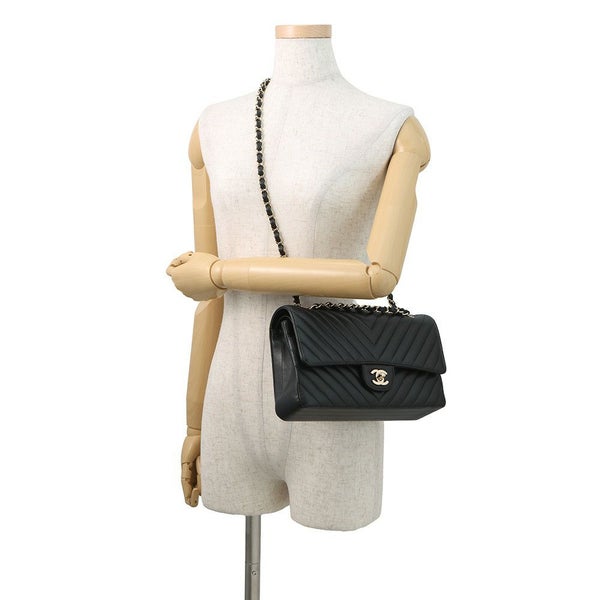 シャネル チェーンショルダーバッグ シェブロン Vステッチ ココマーク ラムスキン A01112 CHANEL ダブルチェーン 黒