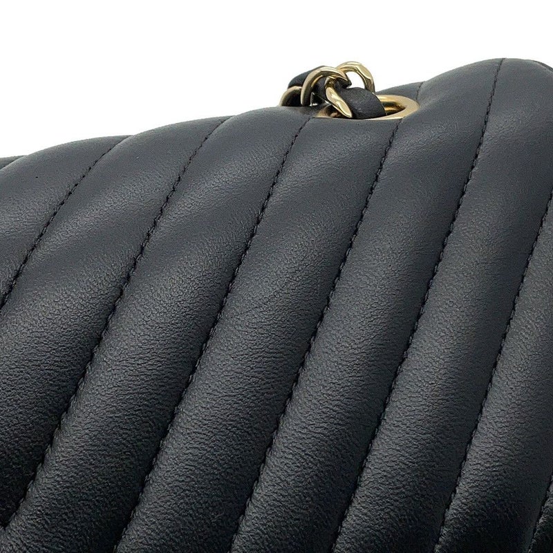シャネル チェーンショルダーバッグ シェブロン Vステッチ ココマーク ラムスキン A01112 CHANEL ダブルチェーン 黒