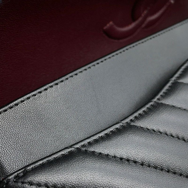 シャネル チェーンショルダーバッグ シェブロン Vステッチ ココマーク ラムスキン A01112 CHANEL ダブルチェーン 黒