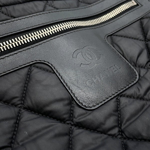 シャネル トートバッグ コココクーン ココマーク マトラッセ スモール PM ナイロン A48610 CHANEL 黒