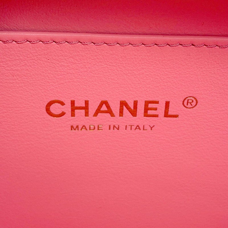 シャネル チェーンショルダーバッグ ココマーク マトラッセ バニティ トップハンドル キャビアスキン AS3221 CHANEL