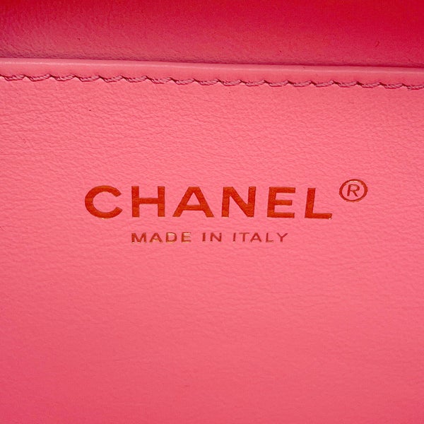 シャネル チェーンショルダーバッグ ココマーク マトラッセ バニティ トップハンドル キャビアスキン AS3221 CHANEL