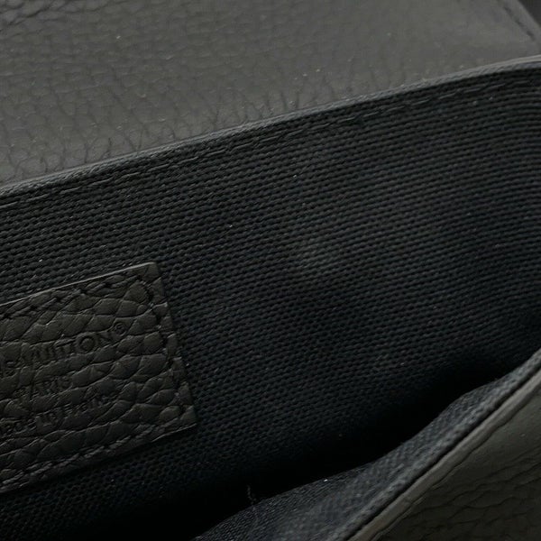 ルイヴィトン ショルダーバッグ トリヨン・モノグラム スティーマー・イーストウエスト ウェアラブル ウォレット M13888 2way ブラック 黒