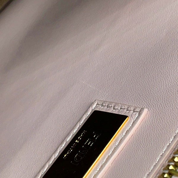 フェンディ ハンドバッグ ピーカブー アイシーユー ミディアム 8BN321 FENDI 2wayショルダーバッグ