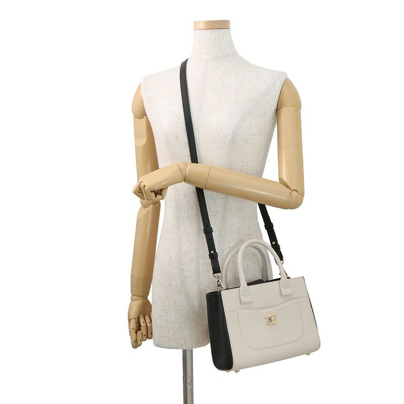 シャネル ハンドバッグ ココマーク スモール ショッピングバッグ Neo Executive A69929 CHANEL バッグ 2wayショルダー 黒