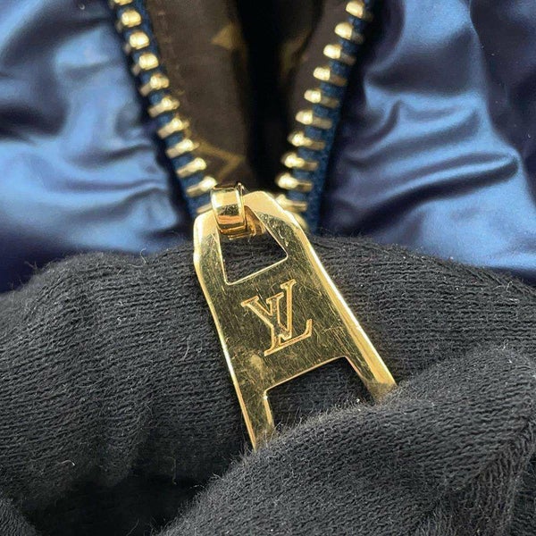 ルイヴィトン ショルダーバッグ モノグラム マキシ ミュルティ・ポシェット・アクセソワール M21057