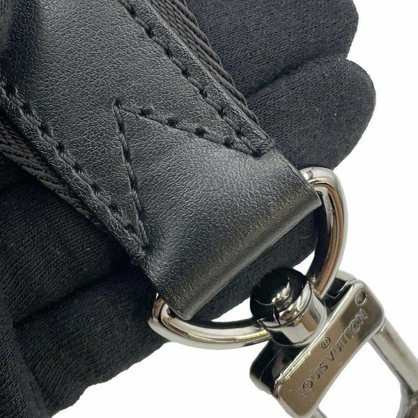 ルイヴィトン ショルダーバッグ モノグラム・エクリプス リバース トリオ・メッセンジャー M69443 LOUIS VUITTON 黒 ブラック