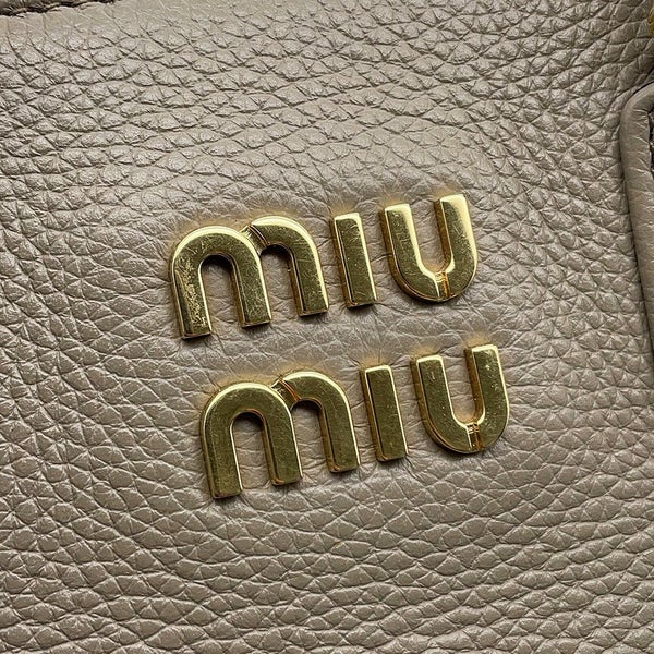 ミュウミュウ ハンドバッグ ロゴ ヴィッテロダイノ レザー 5BA249 Miu Miu 2wayショルダーバッグ