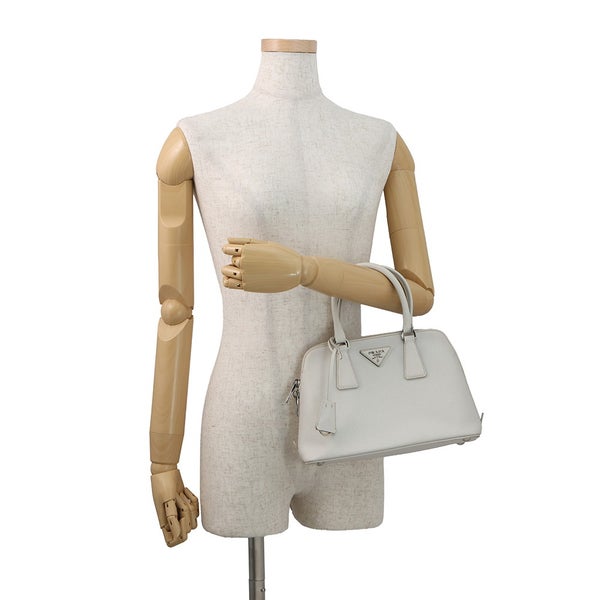 プラダ ハンドバッグ  プロムナード トライアングルロゴ サフィアーノ レザー BL0838 PRADA 2wayショルダー 白