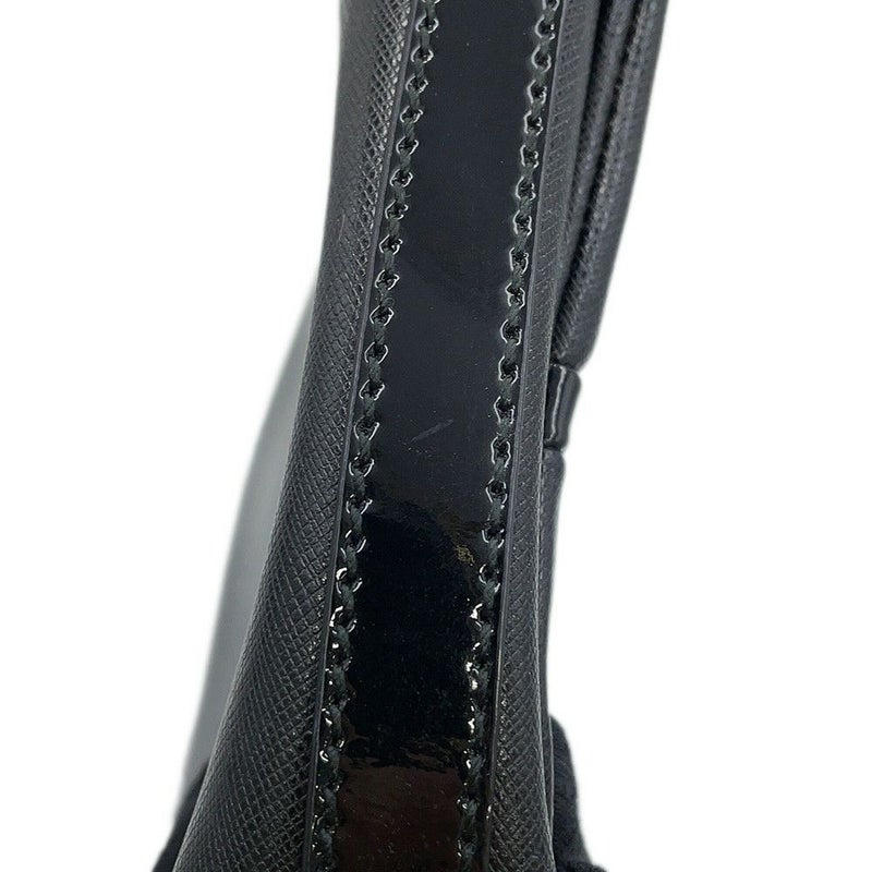 サルヴァトーレ・フェラガモ チェーンショルダーバッグ ヴァラ リボン パテント レザー 21C671 Ferragamo 黒