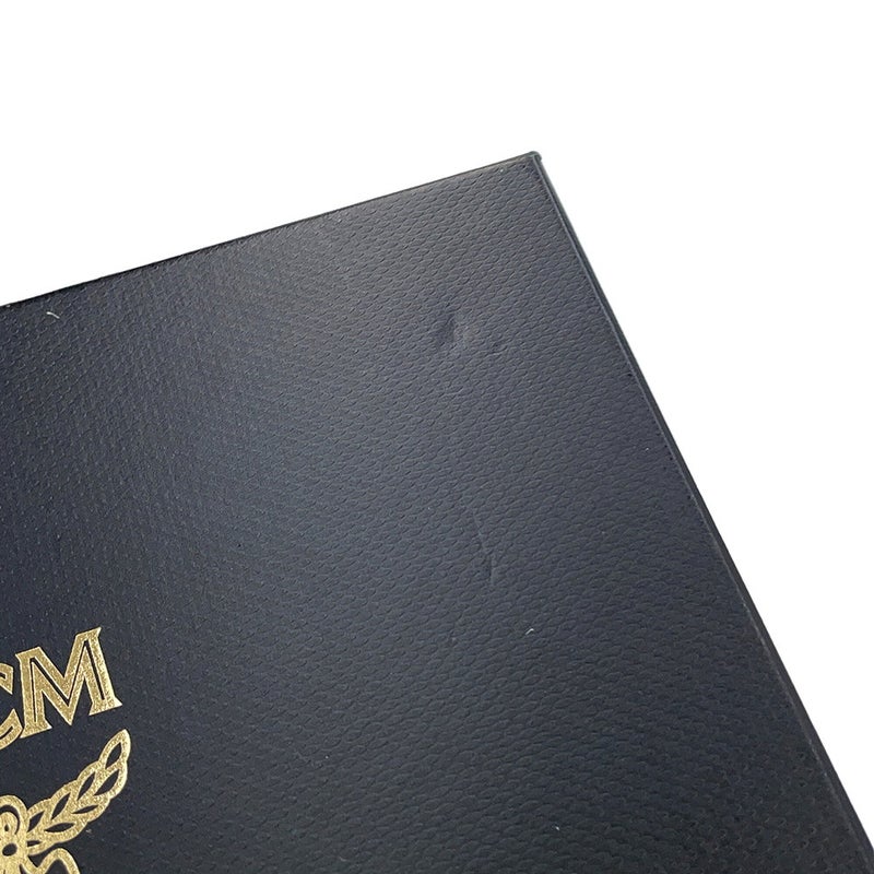 エムシーエム ショルダーウォレット ヴィセトス レザー MXEBAKM01JY001 MCM 財布