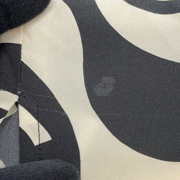 シャネル 半袖シャツ ココマーク ウェーブ シャツ シルク レディースサイズ36 P70211 CHANEL トップス 黒