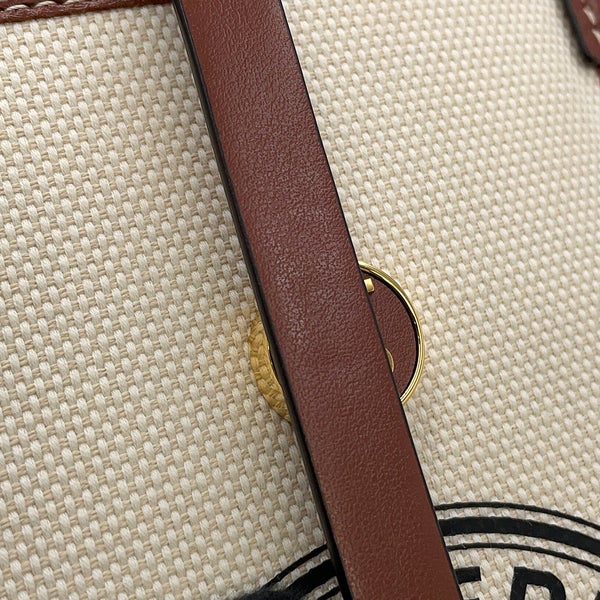 バーバリー フォンホルダー アニー フォンケース キャンバス レザー 8040877 BURBERRY ポシェット