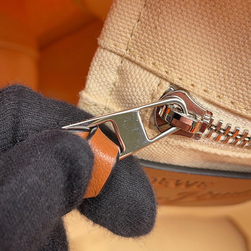 ロエベ トートバッグ パウラズ イビザ アナグラム エンジェル 天使 キャンバス/レザー LOEWE バッグ