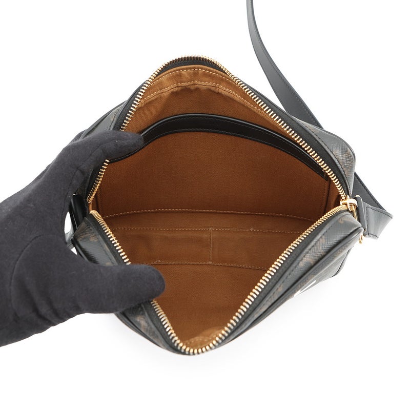 セリーヌ ショルダーバッグ トリオンフ ホリゾンタル ミディアム メッセンジャーバッグ PVC/レザー 194502CIM.38NO CELINE 黒