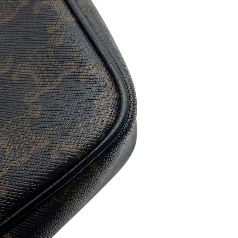 セリーヌ ショルダーバッグ トリオンフ ホリゾンタル ミディアム メッセンジャーバッグ PVC/レザー 194502CIM.38NO CELINE 黒