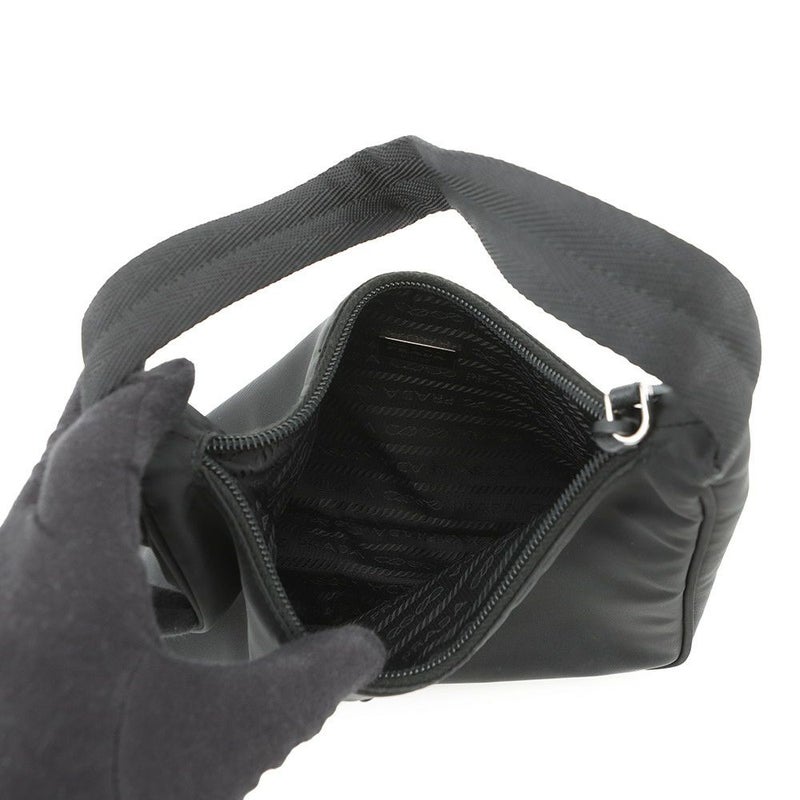 プラダ ハンドバッグ  Re-Edition 2000 Re-Nylon トライアングルロゴ ナイロン PRADA ミニバッグ 黒