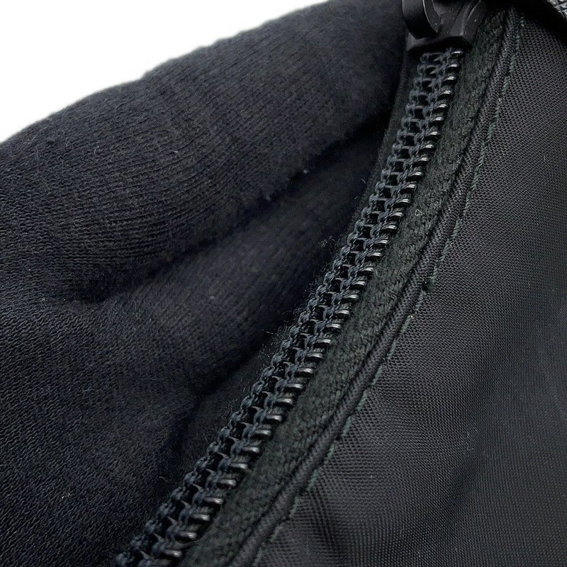 プラダ ハンドバッグ  Re-Edition 2000 Re-Nylon トライアングルロゴ ナイロン PRADA ミニバッグ 黒
