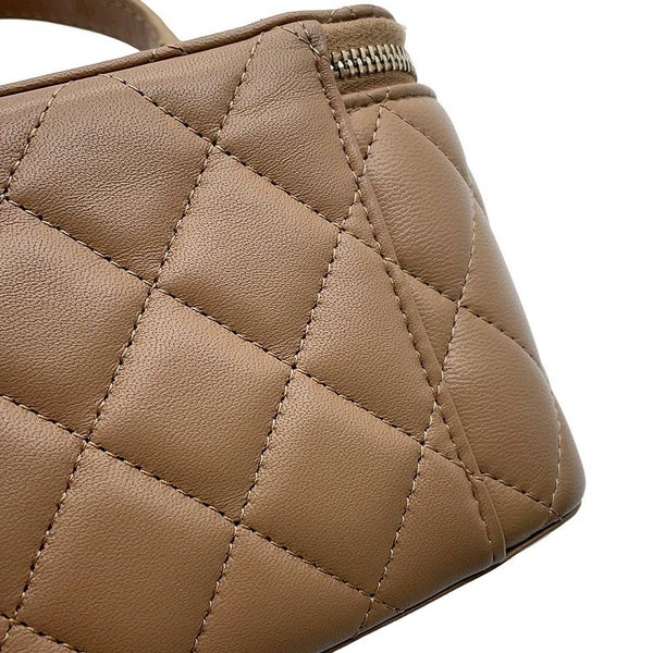 シャネル チェーンショルダーバッグ マトラッセ ココマーク ヴァニティケース ラムスキン AP2199 CHANEL