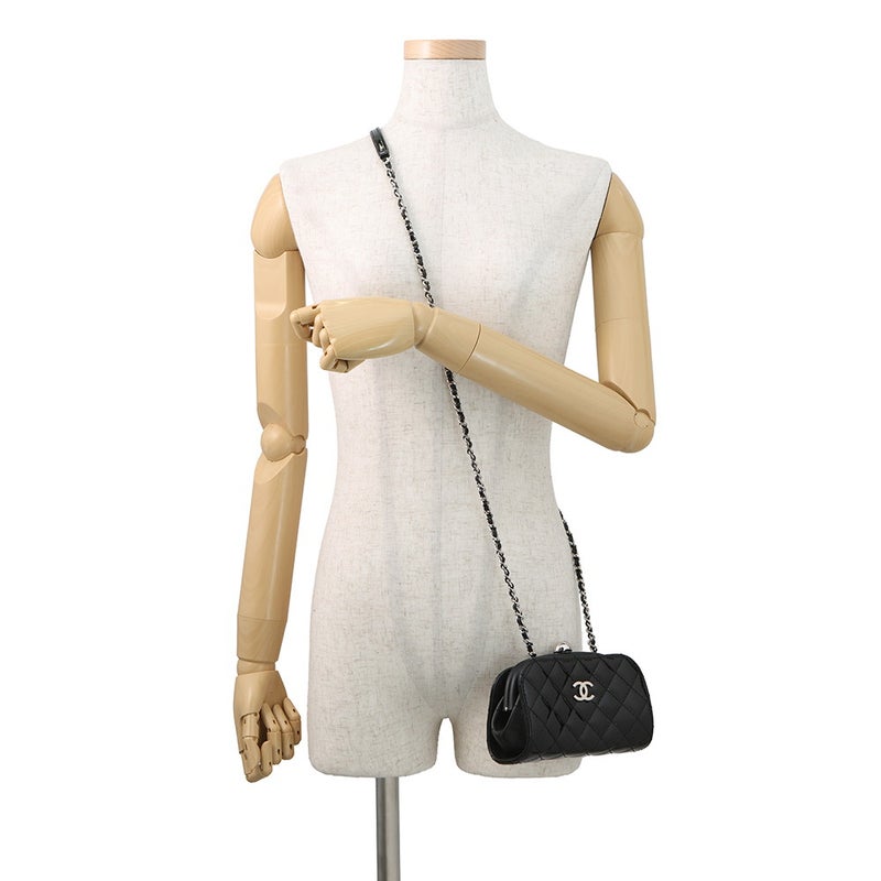 シャネル チェーンショルダーバッグ マトラッセ ココマーク パテント/レザー CHANEL チェーンポシェット 黒