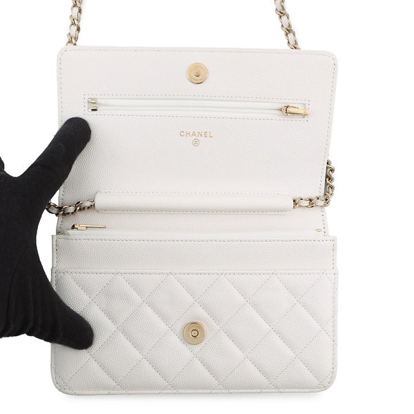 シャネル チェーンウォレット マトラッセ ココマーク ビジュー キャビアスキン CHANEL 財布 白