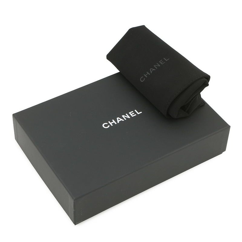 シャネル チェーンウォレット マトラッセ ココマーク ビジュー キャビアスキン CHANEL 財布 白