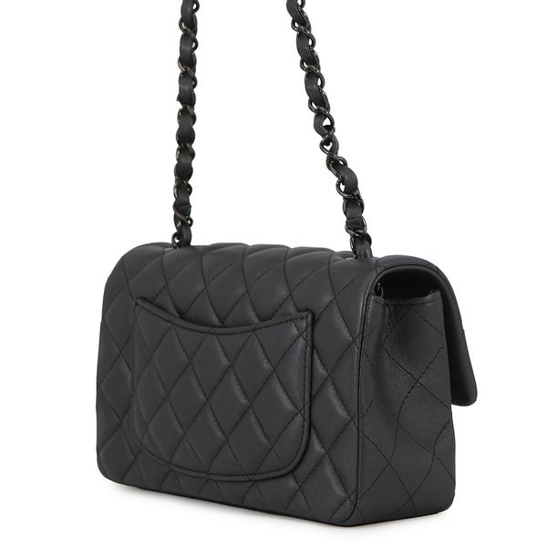 シャネル チェーンショルダーバッグ ココマーク ミニ マトラッセ 20 ラムスキン A69900 CHANEL 黒