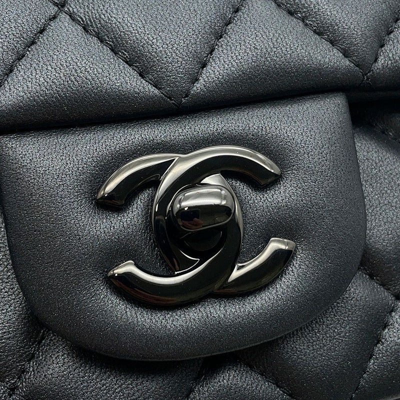 シャネル チェーンショルダーバッグ ココマーク ミニ マトラッセ 20 ラムスキン A69900 CHANEL 黒