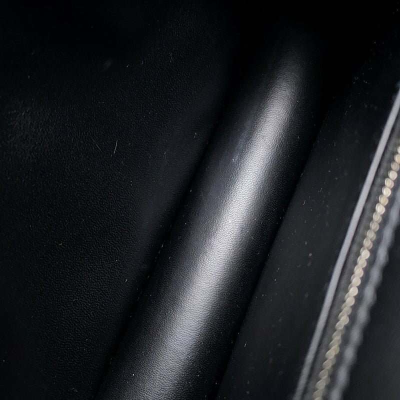 エルメス ショルダーバッグ コンスタンス3 24 ブラック/オンブレ/シルバー金具 ヴォーマダム/リザード Y刻印 黒