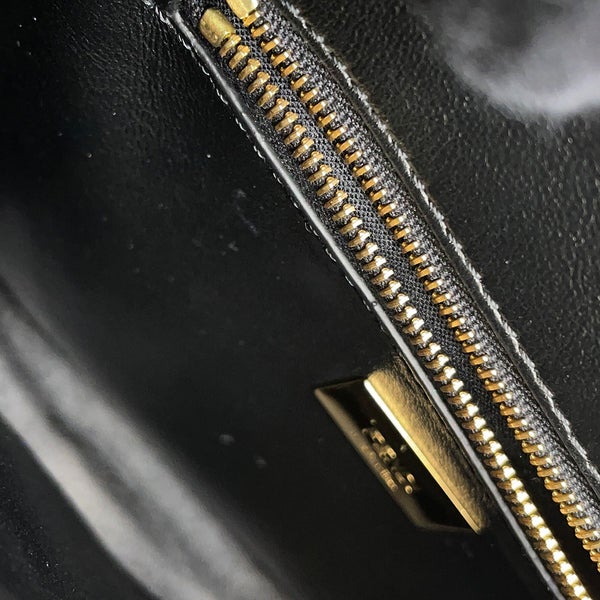 フェンディ ハンドバッグ ミニ ピーカブー レザー 8BN244 FENDI バッグ ショルダーバッグ 黒