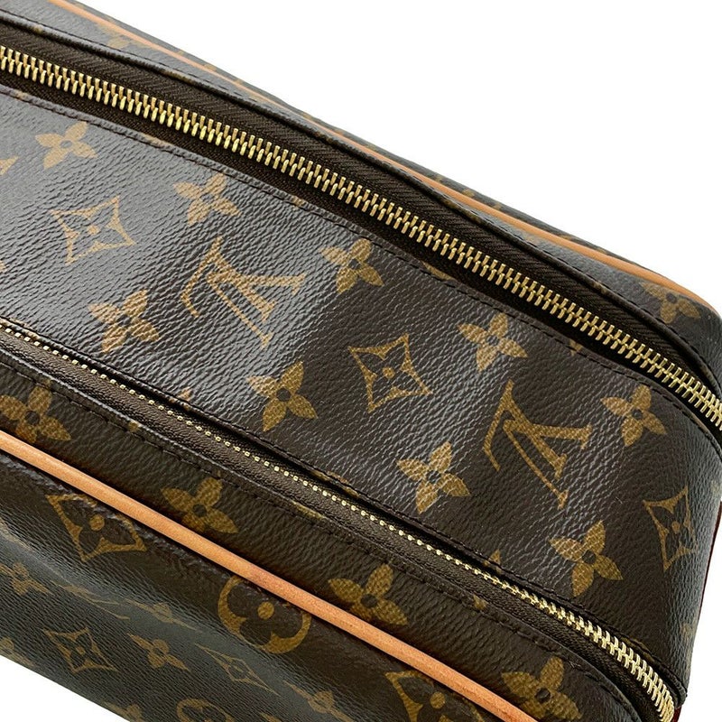 ルイヴィトン クラッチバッグ モノグラム ドップ・キット M44494 ヴィトン バッグ ポーチ ハンドバッグ セカンドバッグ