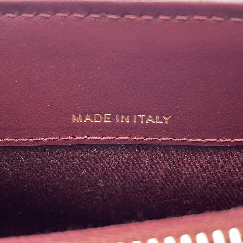 シャネル フォンケース マトラッセ チェーンショルダー キャビアスキン AP2916 バッグ