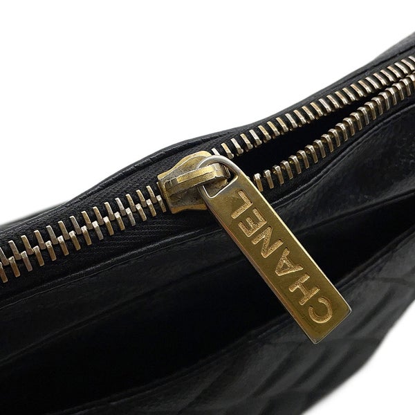 シャネル チェーンショルダーバッグ マトラッセ ココマーク キャビアスキン A20993 CHANEL バッグ ワンショルダー 黒