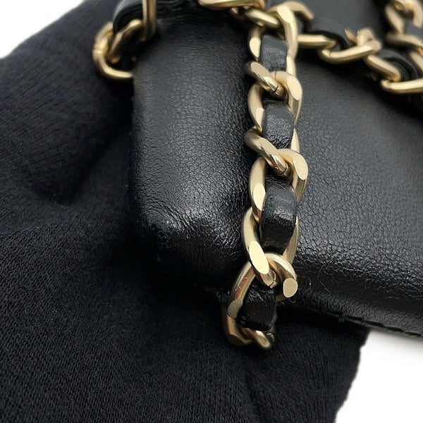 シャネル チェーンショルダーバッグ  チョコバー フォンケース ラムスキン AP1161 CHANEL 黒