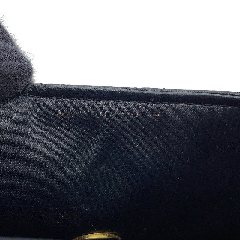 シャネル チェーンショルダーバッグ マトラッセ ココマーク サテン CHANEL 黒