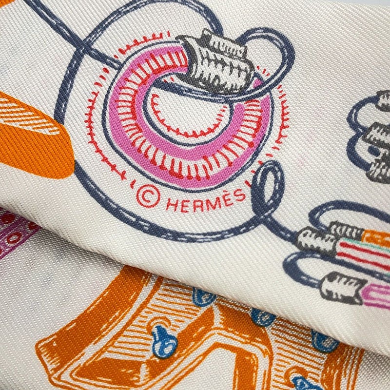 エルメス スカーフ ツイリー シュヴァロスコープ ネオン ポワンティエ 刺繍 HERMES シルクツイル 2023春夏