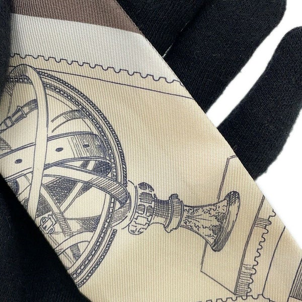 エルメス スカーフ ツイリー フォーブルの切手愛好家 HERMES シルクツイル 2025年秋冬