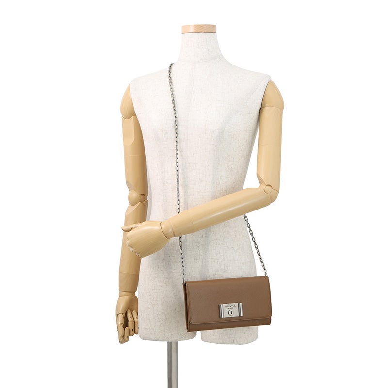 プラダ チェーンウォレット サフィアーノ ロゴ 1MT440 PRADA 財布