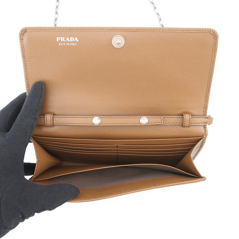 プラダ チェーンウォレット サフィアーノ ロゴ 1MT440 PRADA 財布