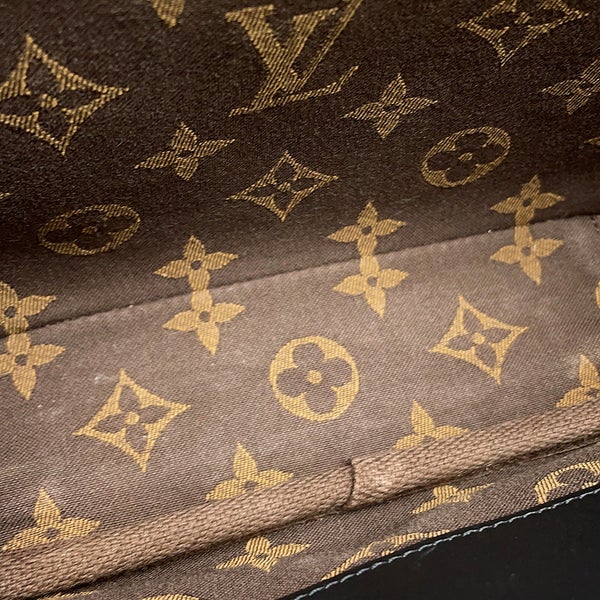 ルイヴィトン ショルダーバッグ モノグラム/カーフレザー ユーティリティ・クロスボディ M80450 ヴィトン ブラック 黒